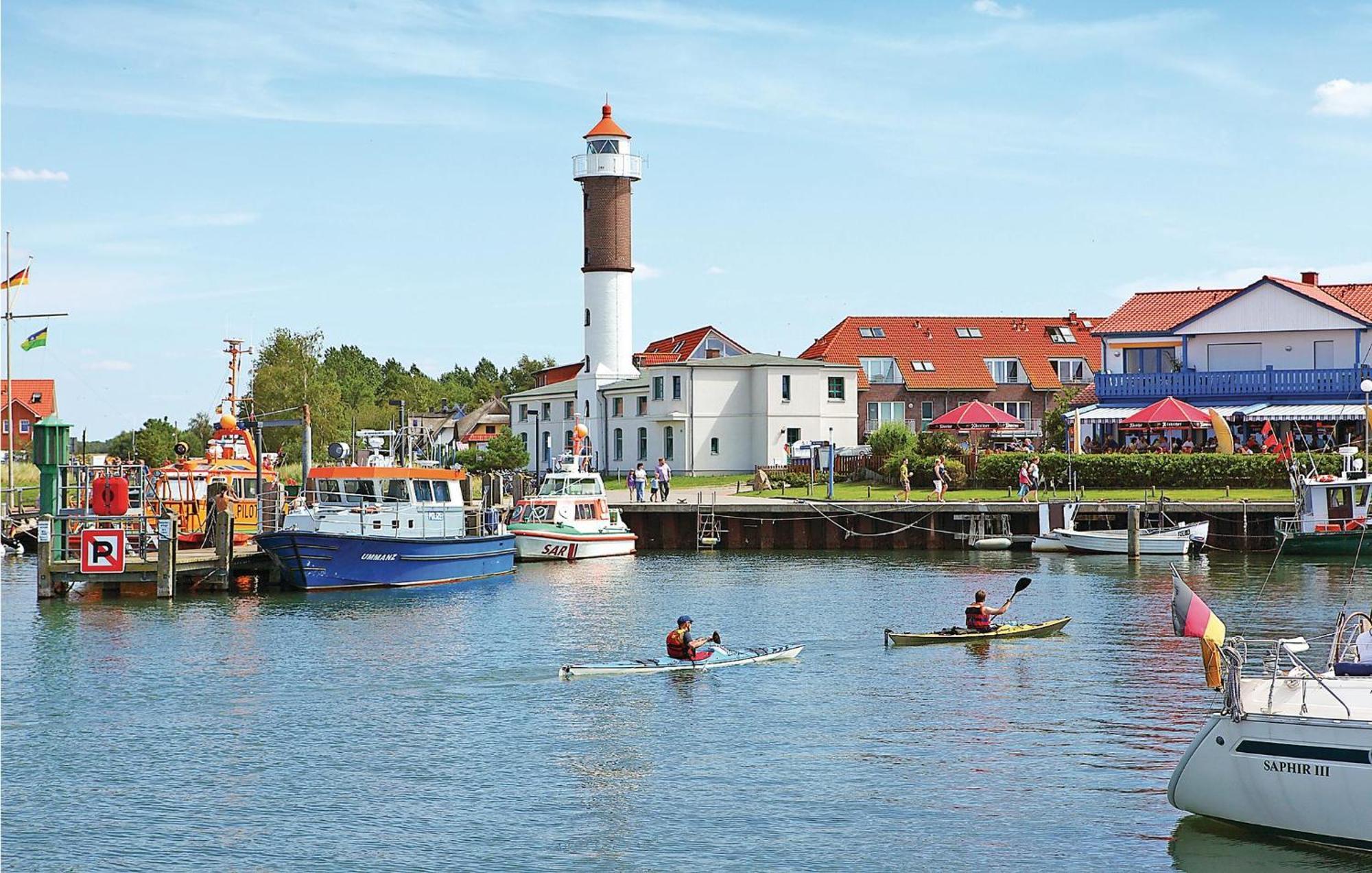 Nice Home In Insel Poel With House Sea View Exterior photo